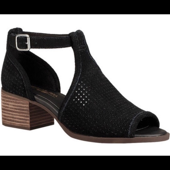 Koolaburra by UGG Perforated Suede Heeled Sandals - Picture 1 of 5